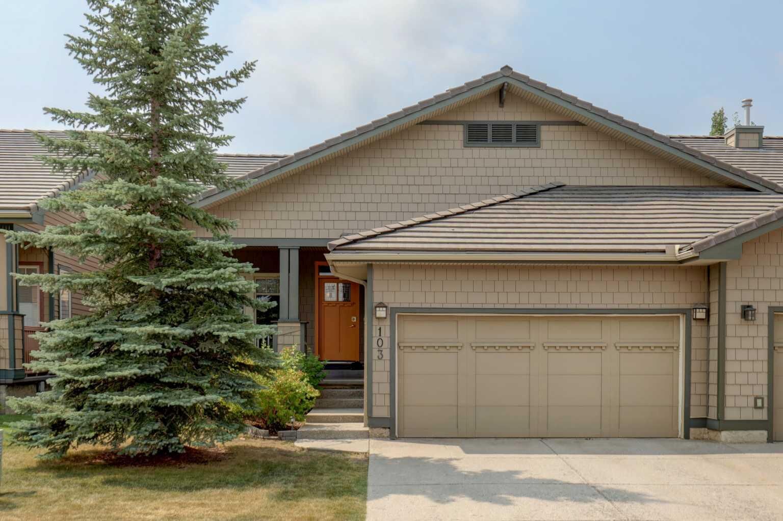 Property Photo: 103 Bridle Estates Mews SW AB T2A 6R1