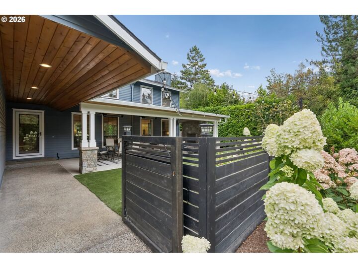 Property Photo: 601 Atwater Rd OR 97034