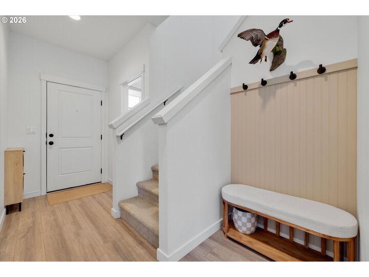 Property Photo: 971 NE Wildwood Dr OR 97023