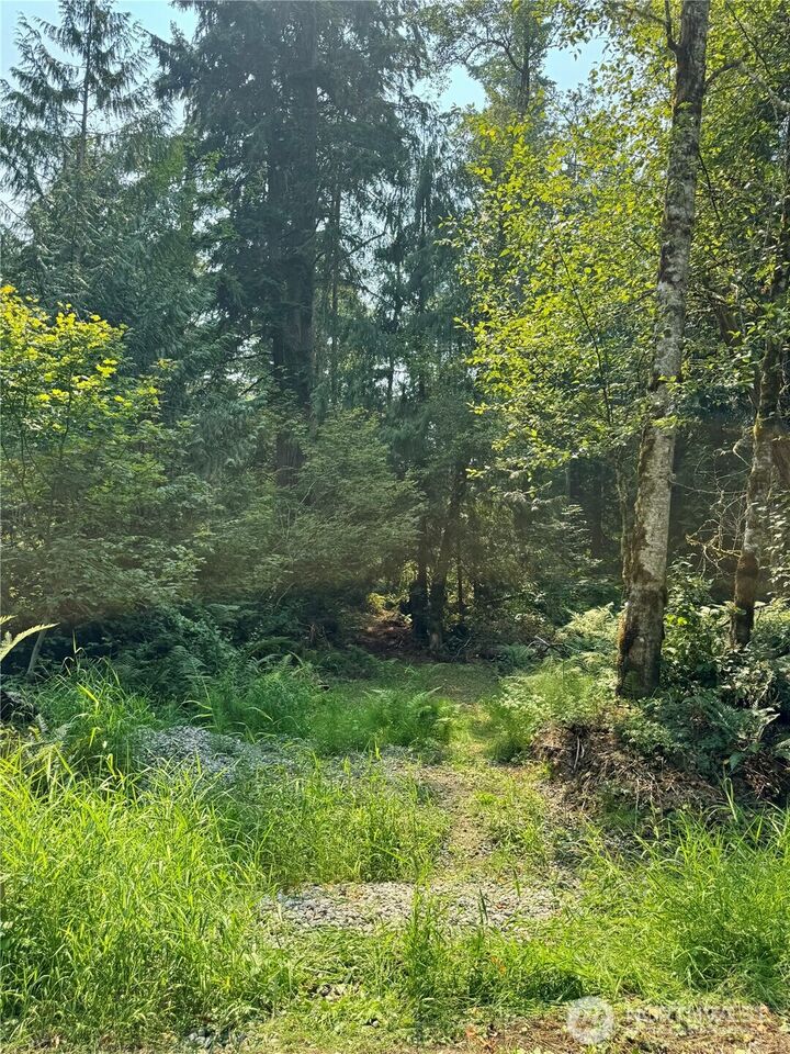 Property Photo: 28301 SE 43rd Street WA 98024
