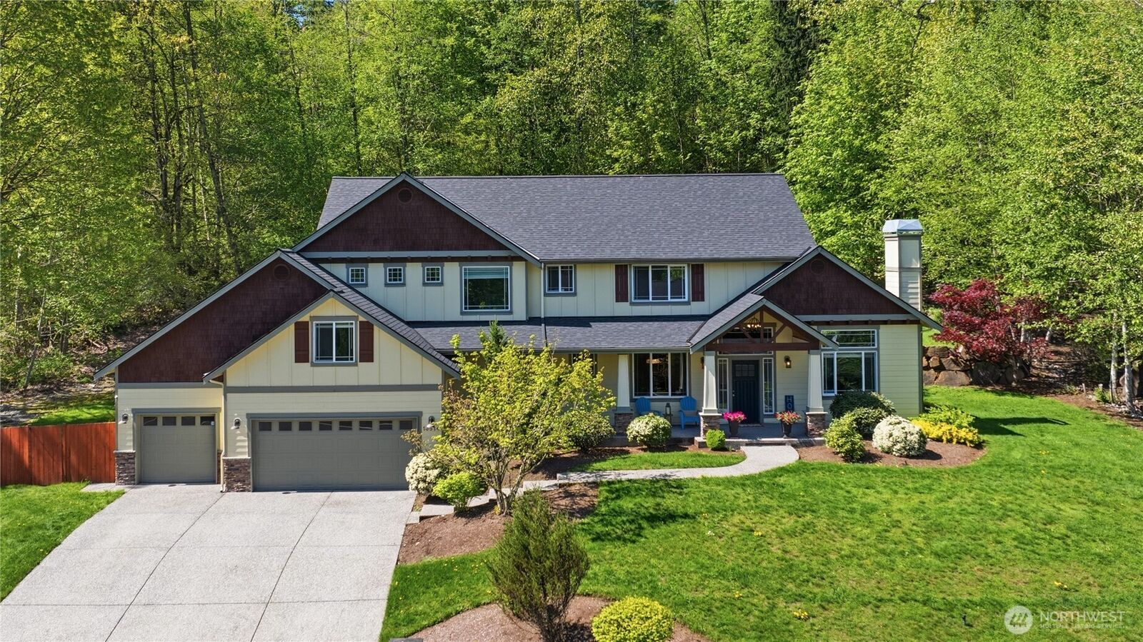 Property Photo:  13514  3rd Avenue NE  WA 98271 