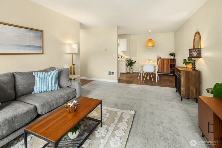 Property Photo:  750 N 143rd Street 208  WA 98133 