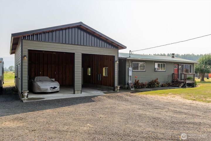 Property Photo: 126 W Sunny Sands WA 98612