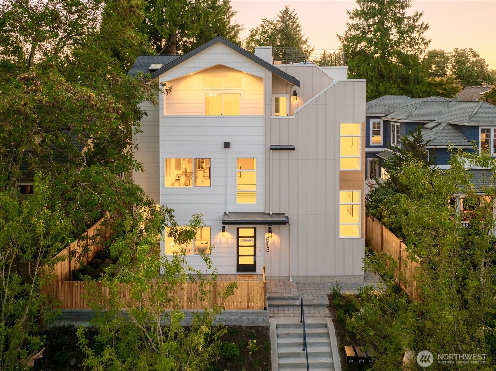 Property Photo: 613 18th Avenue E WA 98112