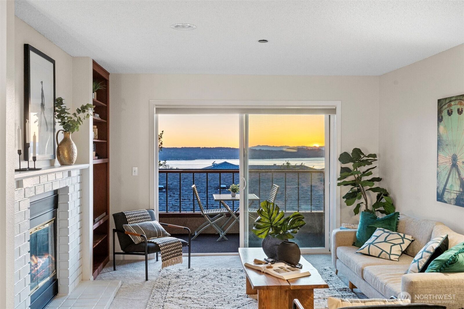 Property Photo: 1902 Bridgeport Way W 104 WA 98466