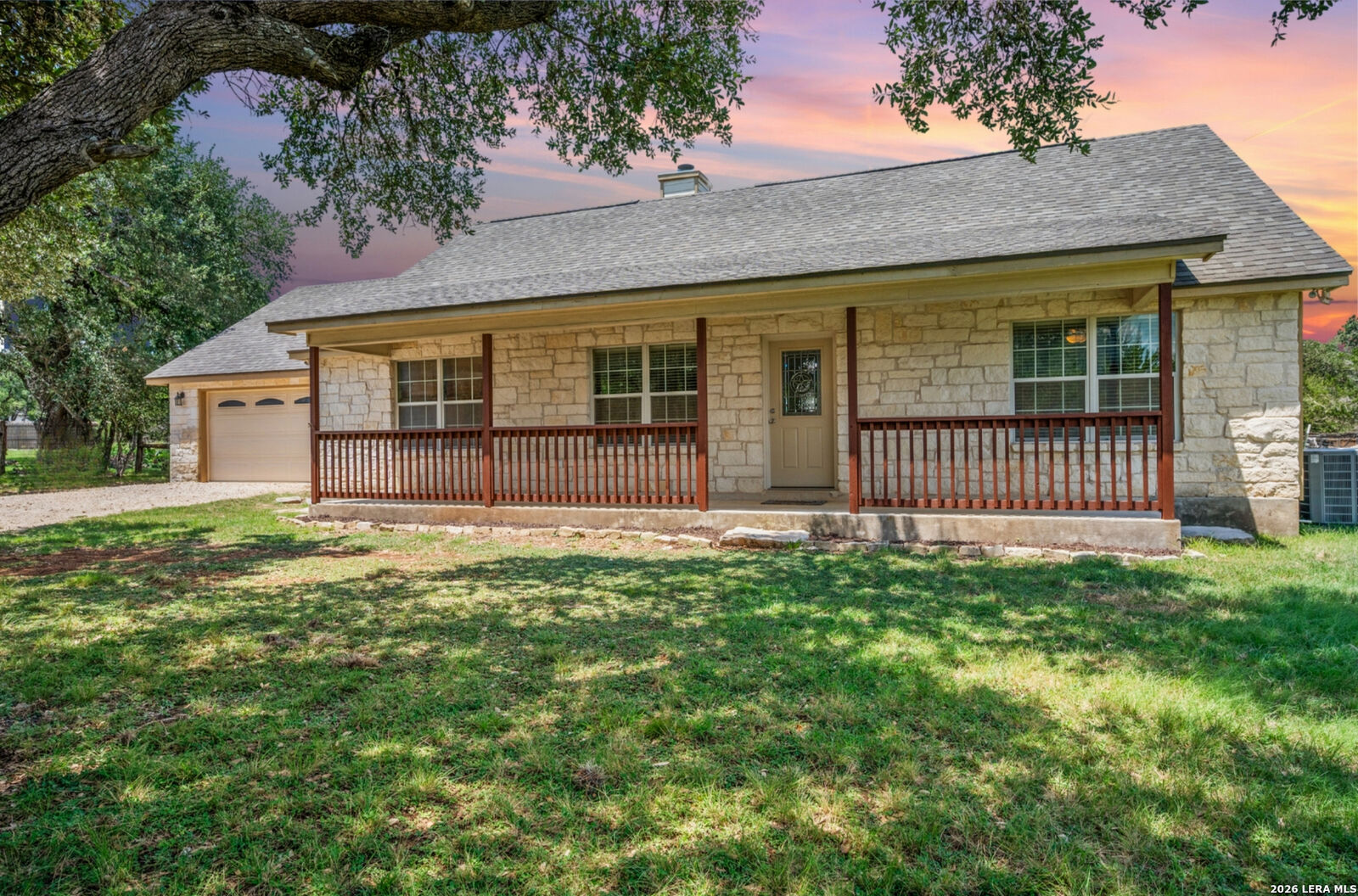 Property Photo: 904 Misty Lane TX 78070