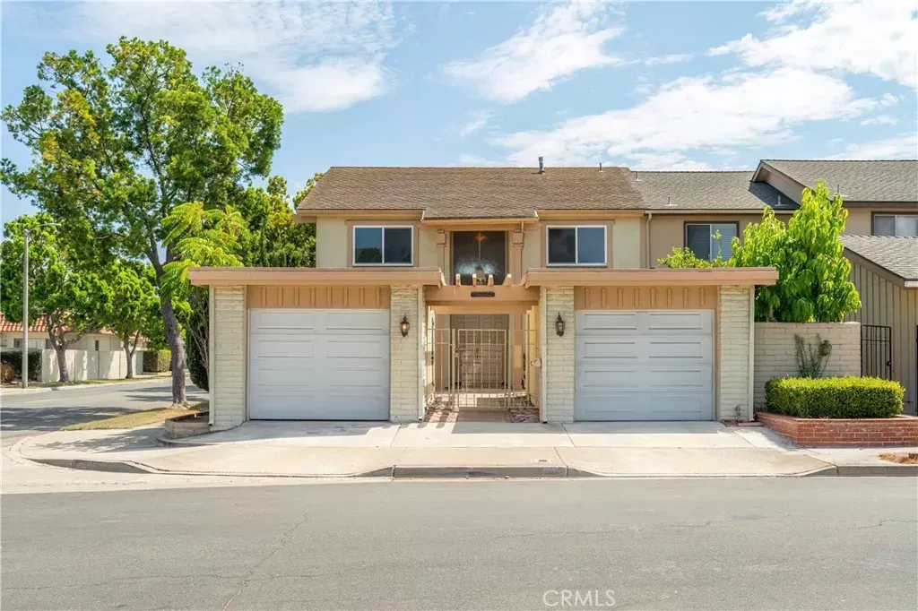 Property Photo:  1 Bayberry Way  CA 92612 