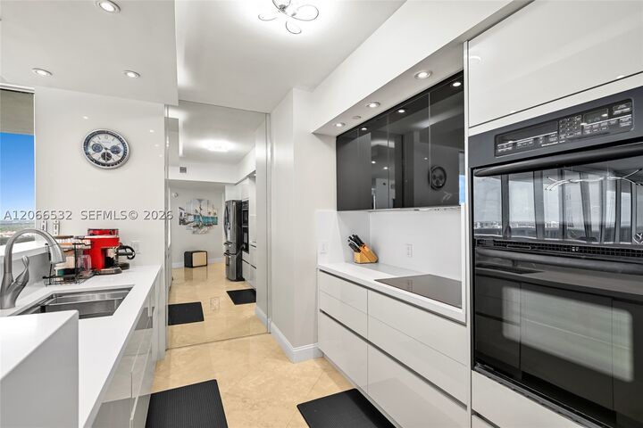 Property Photo: 1830 S Ocean Dr 3606 FL 33009