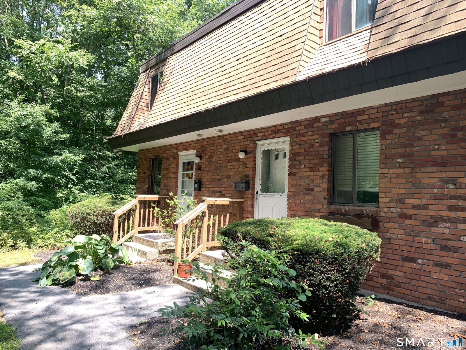 Property Photo:  11 King Arthur Drive 5A  CT 06357 
