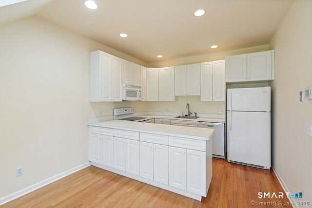 Property Photo: 2435 Bedford Street 21hh CT 06905