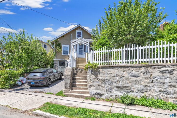 Property Photo: 17 Reynolds Avenue CT 06905