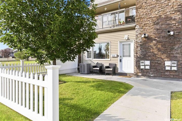 Property Photo:  1303 Richardson Road 115  SK S7R 0L1 