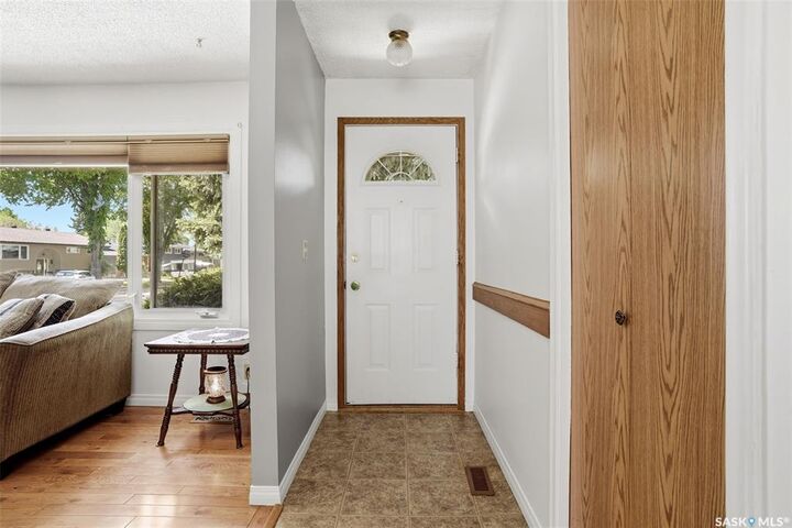 Property Photo: 60 Krivel Crescent SK S4R 5C5
