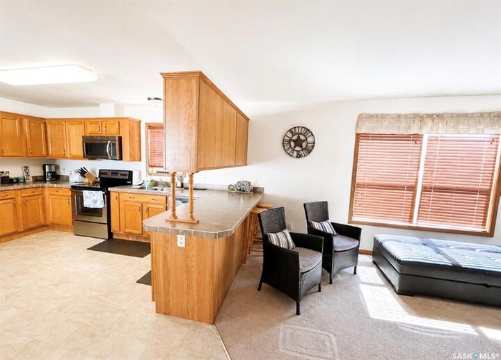 Property Photo: 19 Meadowlark Court SK S0H 3P0