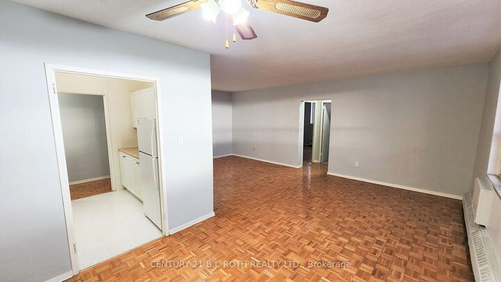 Property Photo:  37 Peel Street 808  ON L4M 3L1 
