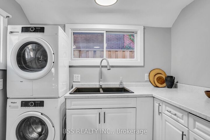 Property Photo:  297 Sherbrooke Street  ON K9J 2N7 
