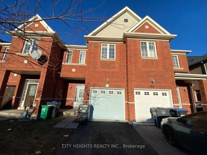 Property Photo: 5147 Angel Stone Drive ON L5M 0L5