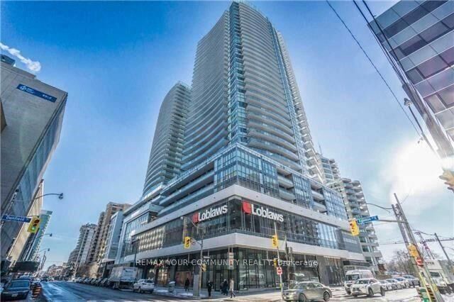 Property Photo: 98 Lillian Street 312 ON M4S 0A5