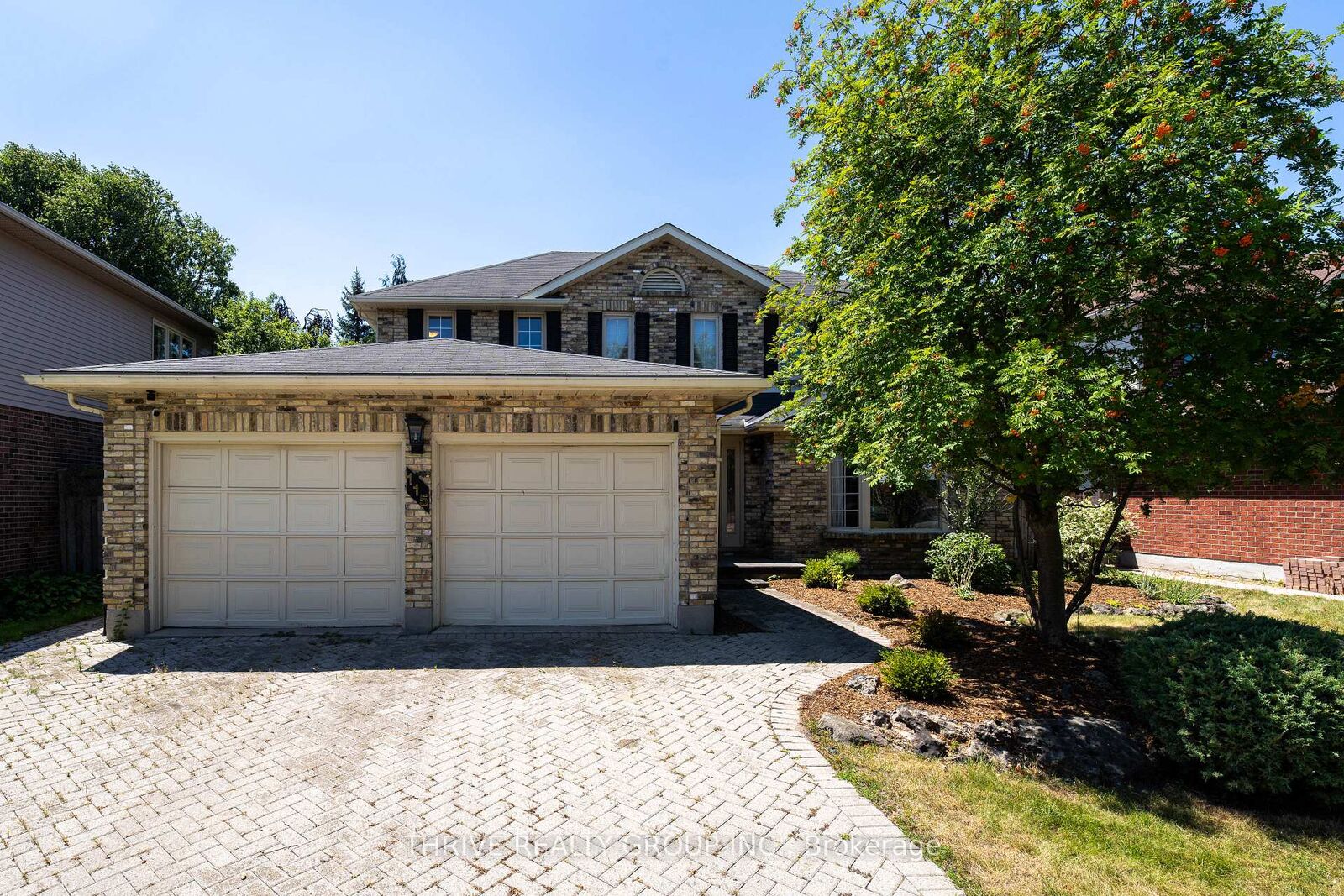 Property Photo:  115 Pine Valley Drive  ON N6J 4M1 