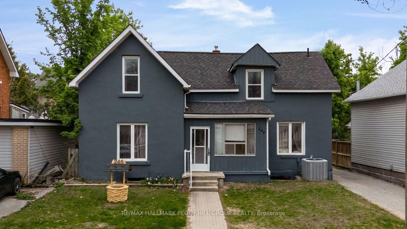Property Photo: 246 Mary Street ON L3V 3E6