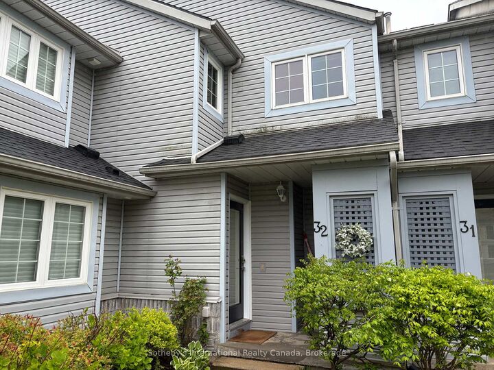 Property Photo:  146 Settlers Way 32  ON L9Y 0N9 