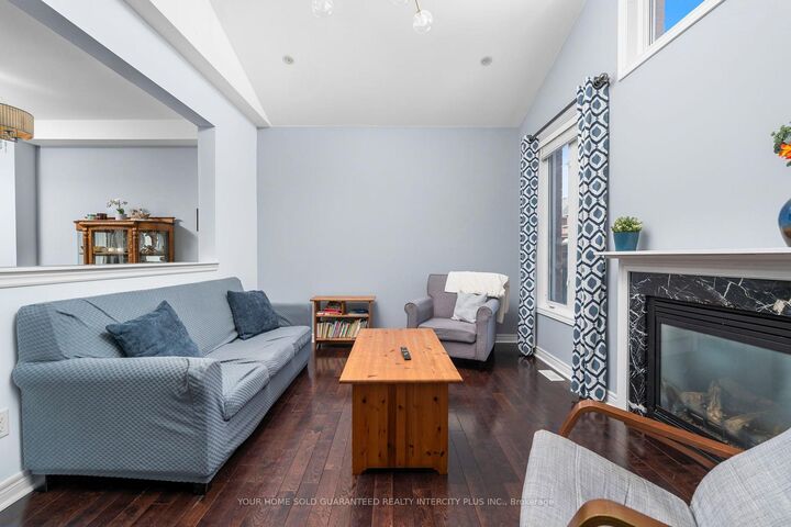Property Photo: 239 Summerlyn Trail ON L3Z 0H8