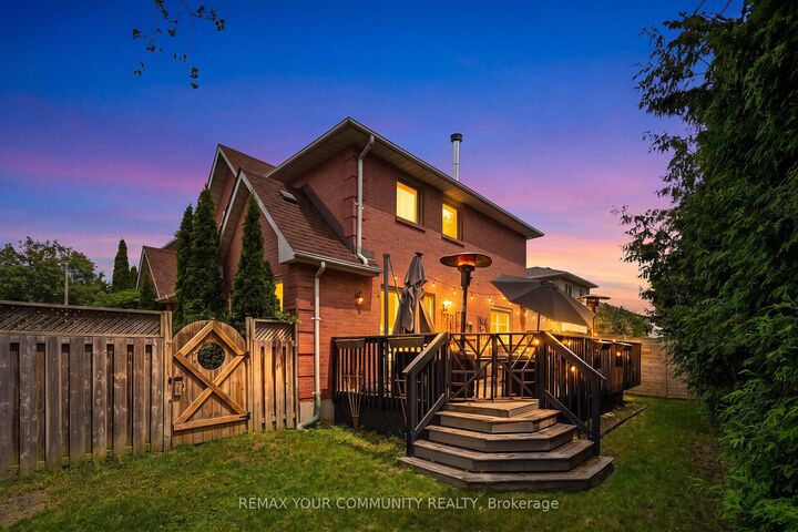 Property Photo: 68 Autumn Way ON L4G 4P4
