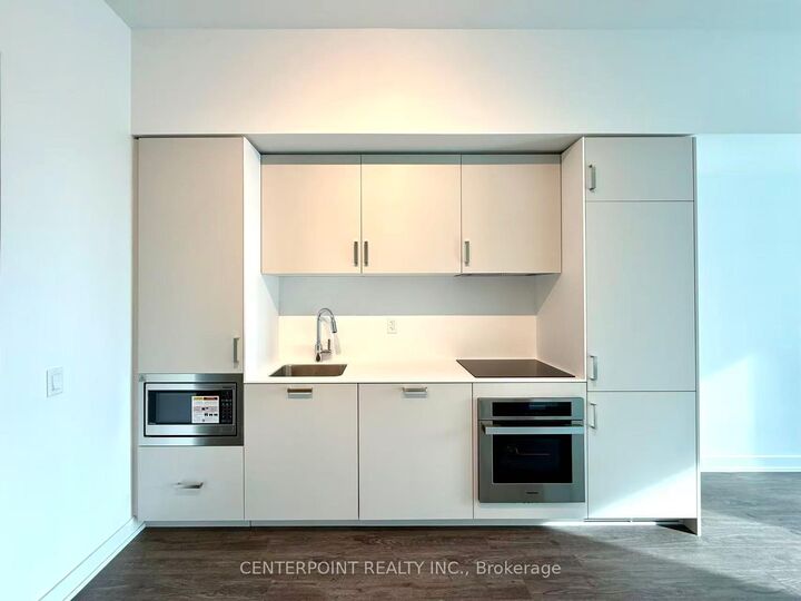 Property Photo:  88 Queen Street E 1809  ON M5C 0B6 