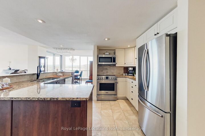 Property Photo:  24 Ramblings Way 706  ON L9Y 5C6 
