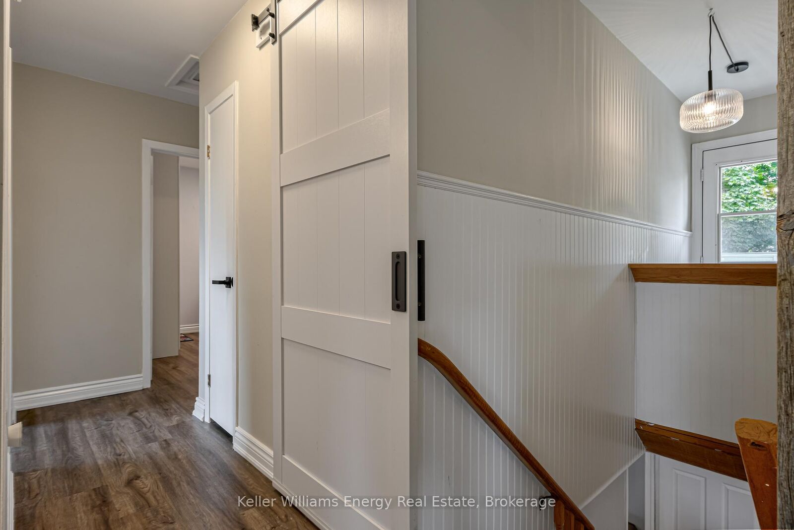 Property Photo:  405 Bernhard Crescent  ON L1G 2B7 