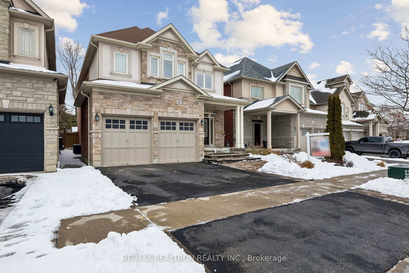 Property Photo: 12 Promenade Drive ON L1R 0L4