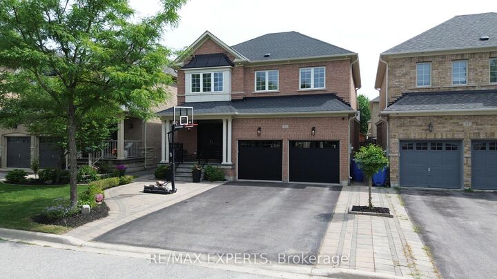 Property Photo: 53 Braith Crescent ON L4A 0B9