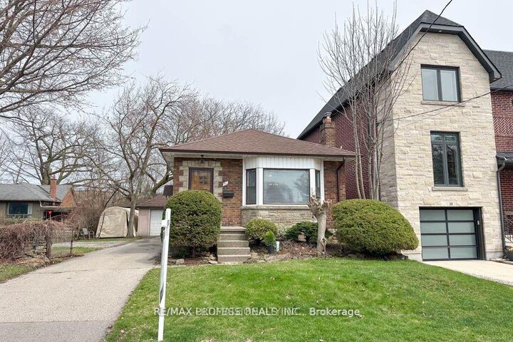 Property Photo: 41 Thirty Third Street ON M8W 3H2