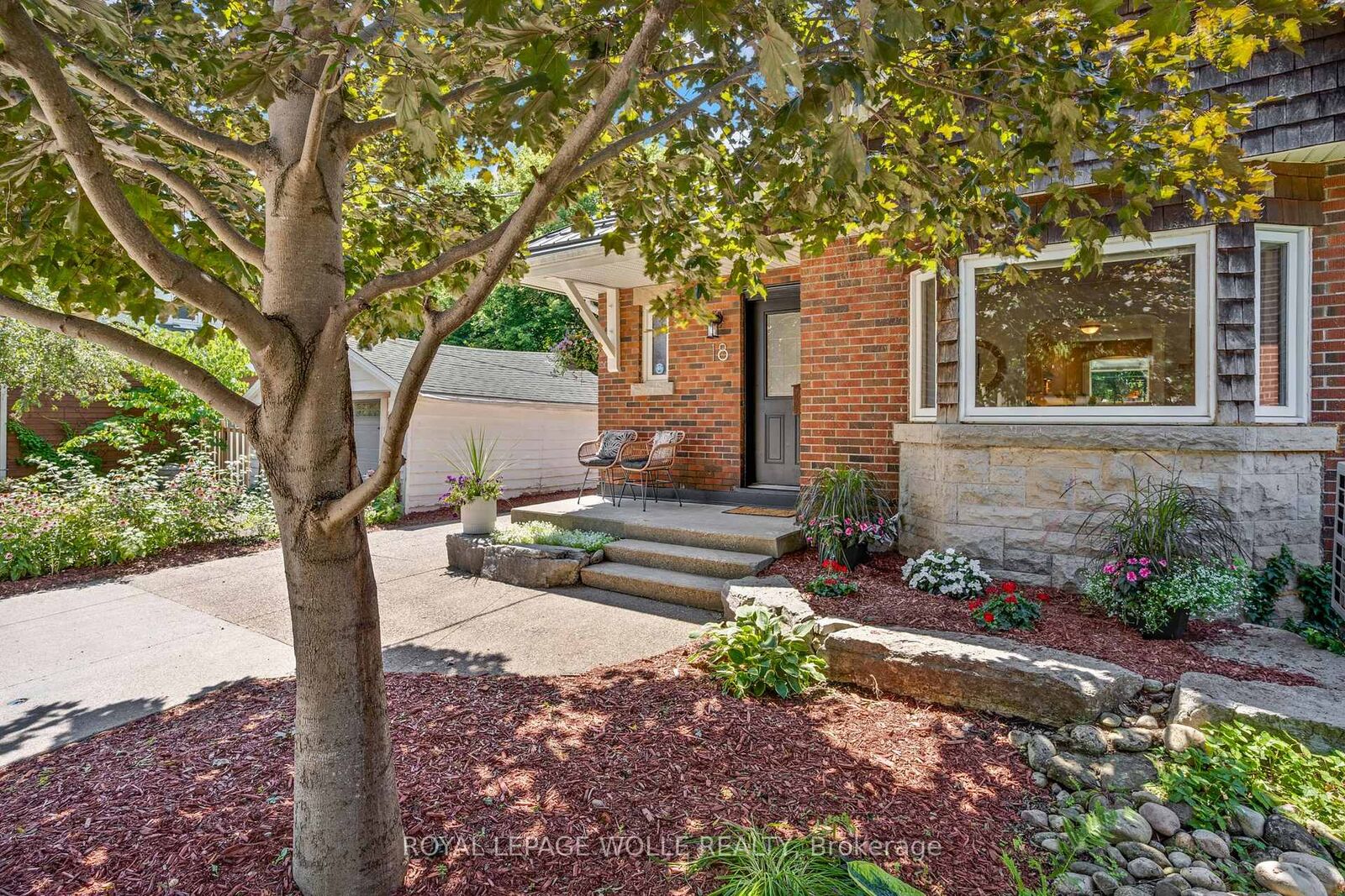 Property Photo: 18 West River Street ON N3L 2T8