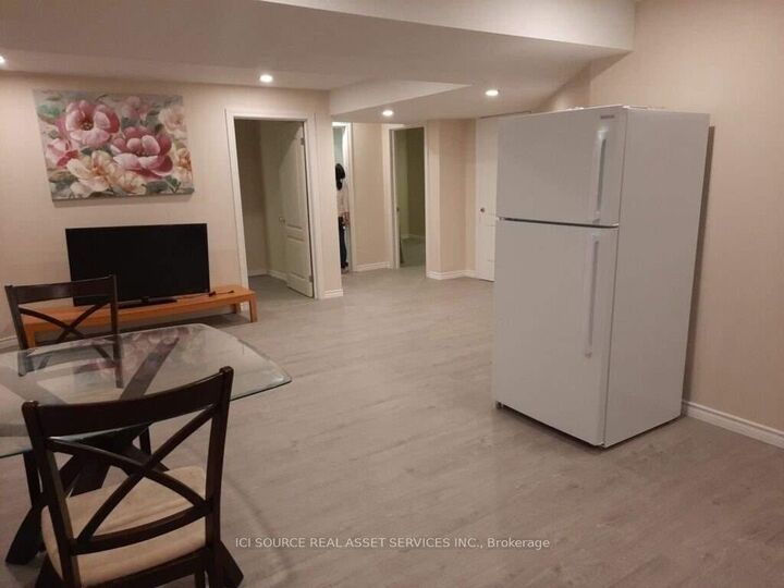 Property Photo: 8 Headford Avenue Lower ON L4B 3V7