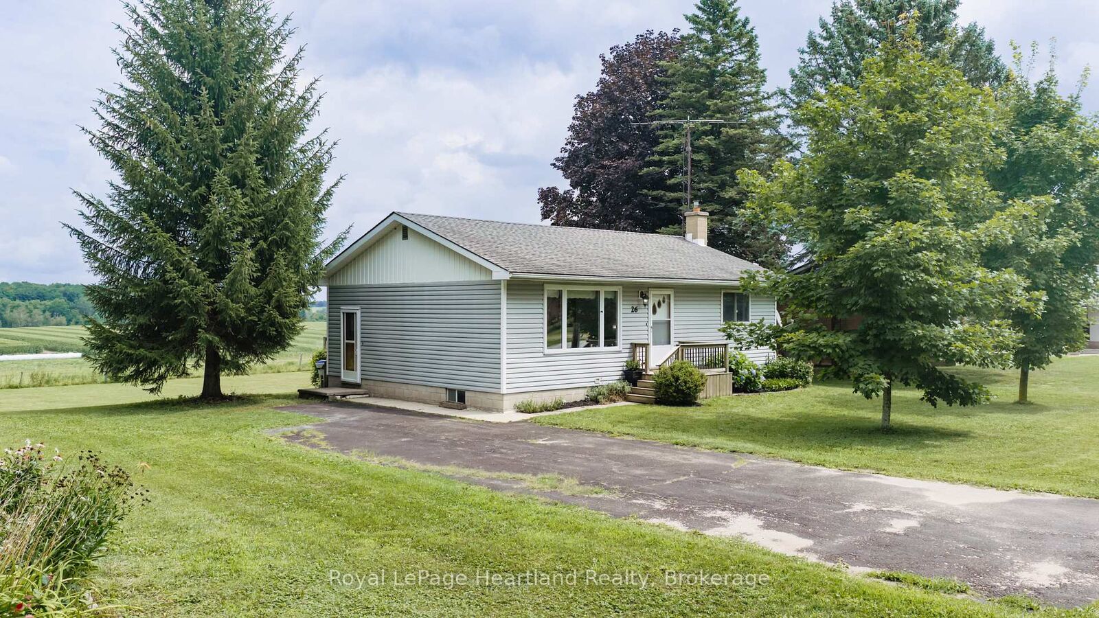 Property Photo: 26 Brandon Street ON N0G 1E0
