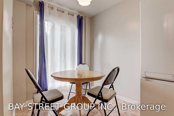 Property Photo:  8 James Park Square  ON M1V 2E6 