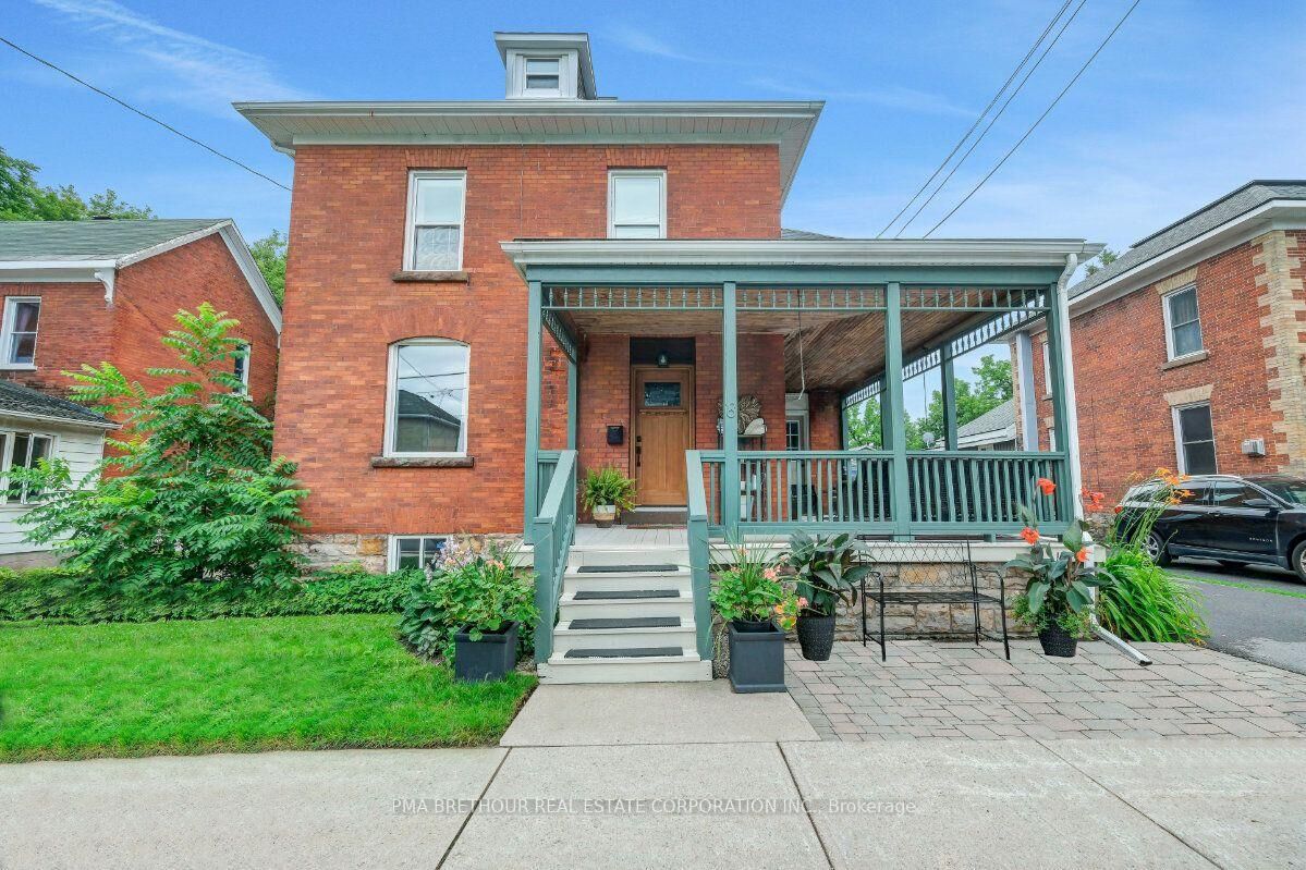 Property Photo: 8 North Street ON K7H 2S3