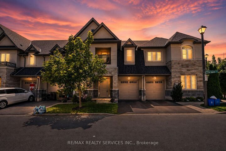Property Photo:  43 Sonoma Valley Crescent  ON L9B 0J3 