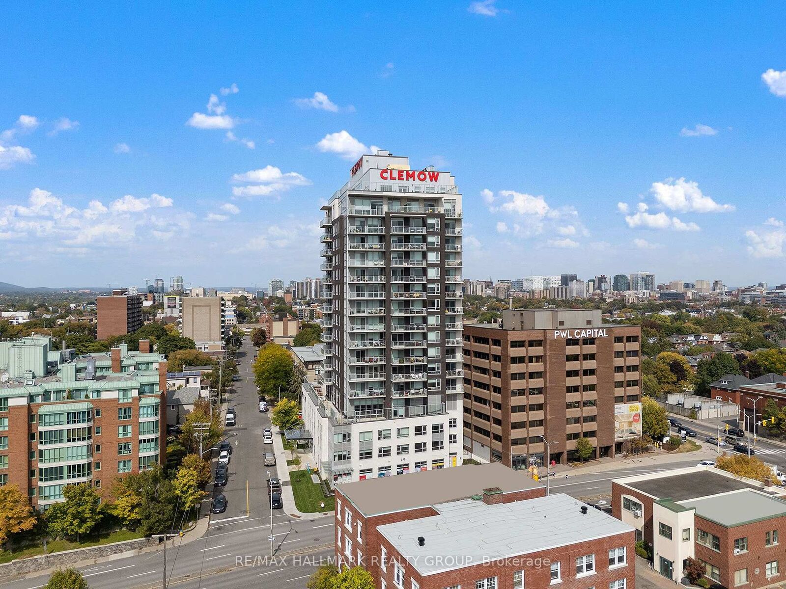 Property Photo: 275 Carling Avenue 605 ON K1S 5Y2