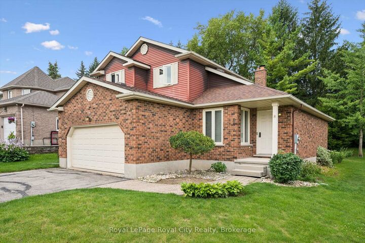 Property Photo: 8 Mollison Court ON N1C 1A7