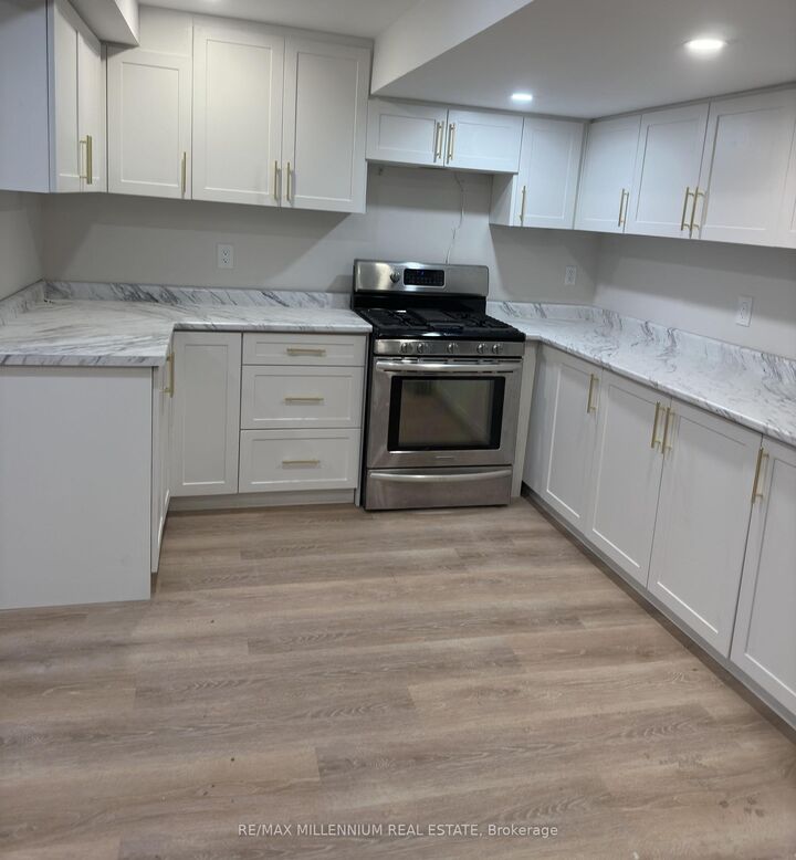 Property Photo: 2776 Rosewood Lane ON L6J 7M4