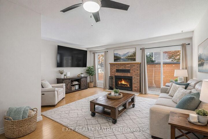 Property Photo: 1432 Deavy Way ON K1E 2W8