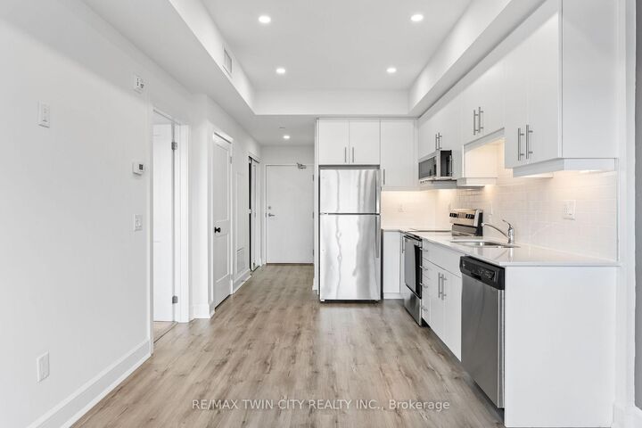 Property Photo: 251 Northfield Drive E 607 ON N2K 0G9