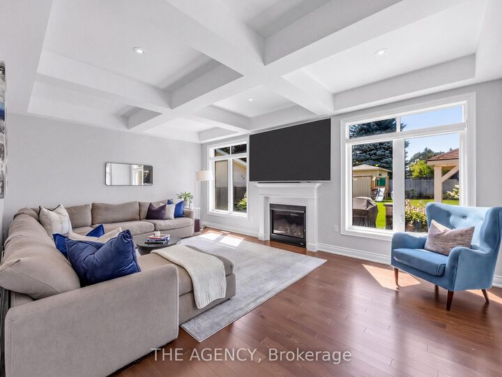 Property Photo: 576 Oakwood Drive ON L1W 2W7