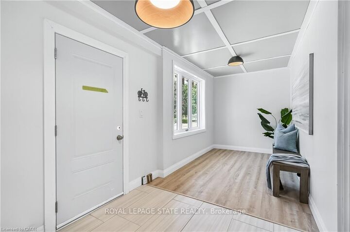 Property Photo: 10 Comet Avenue 1 ON L8H 7E5