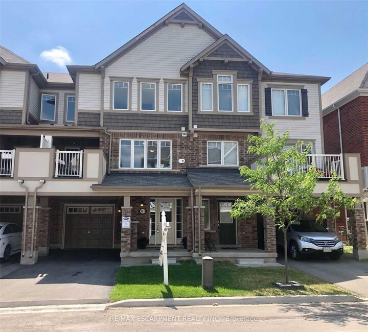 101 Lemieux Court — photo 1