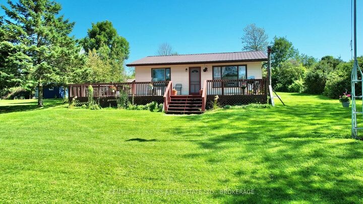 Property Photo: 170 Hay Island ON K7G 2X8