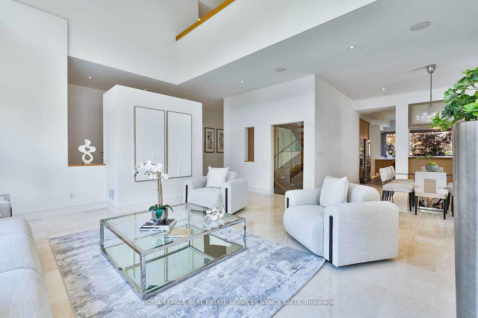 Property Photo: 12 York Road ON M2L 1H5
