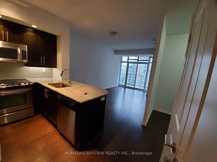 Property Photo: 85 East Liberty Street 1512 ON M6K 3R4